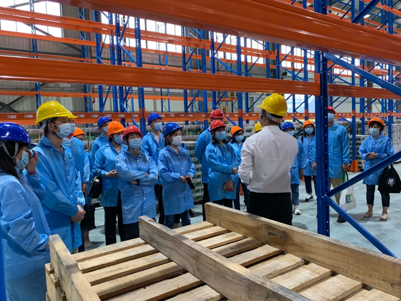 先正達(dá)供應(yīng)鏈團(tuán)隊(duì)一行參觀浙農(nóng)智能化倉庫