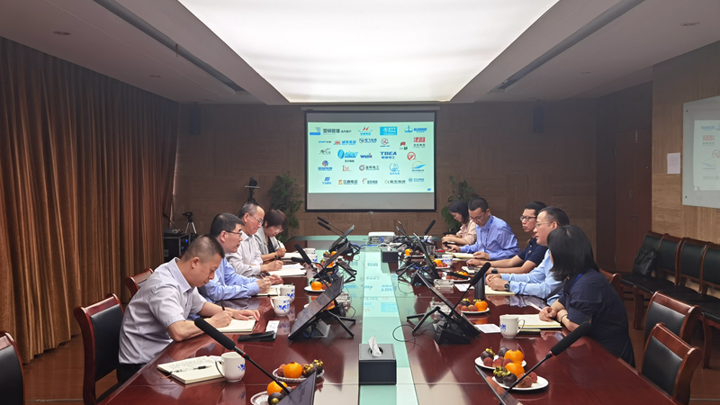 韓新偉赴塑化產(chǎn)業(yè)鏈頭部企業(yè)學習考察